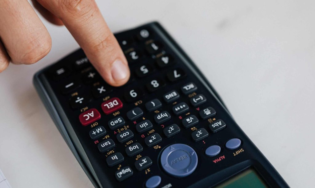 pexels-karolina-grabowska-4386328